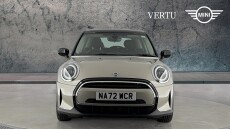 MINI Hatchback 1.5 Cooper Classic 5dr Auto [Nav Pack] Petrol Hatchback